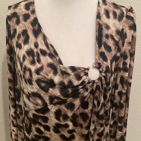 EUC WOMENS XL JACLYN SMITH Cheetah print top 1A - Picture 4 of 13